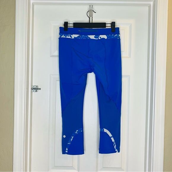 Lululemon Run: Inspire Crop II Beaming Blue/Laceoflage Polar Cream Beaming Blue - Picture 8 of 9